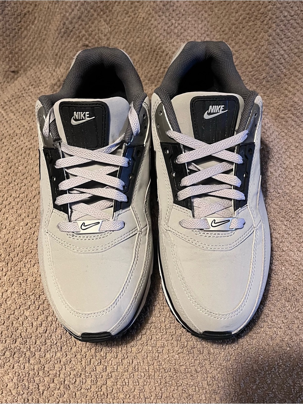 Nike Men’s Air Max LTD 3 Flat Silver sneakers size 8.5 never worn